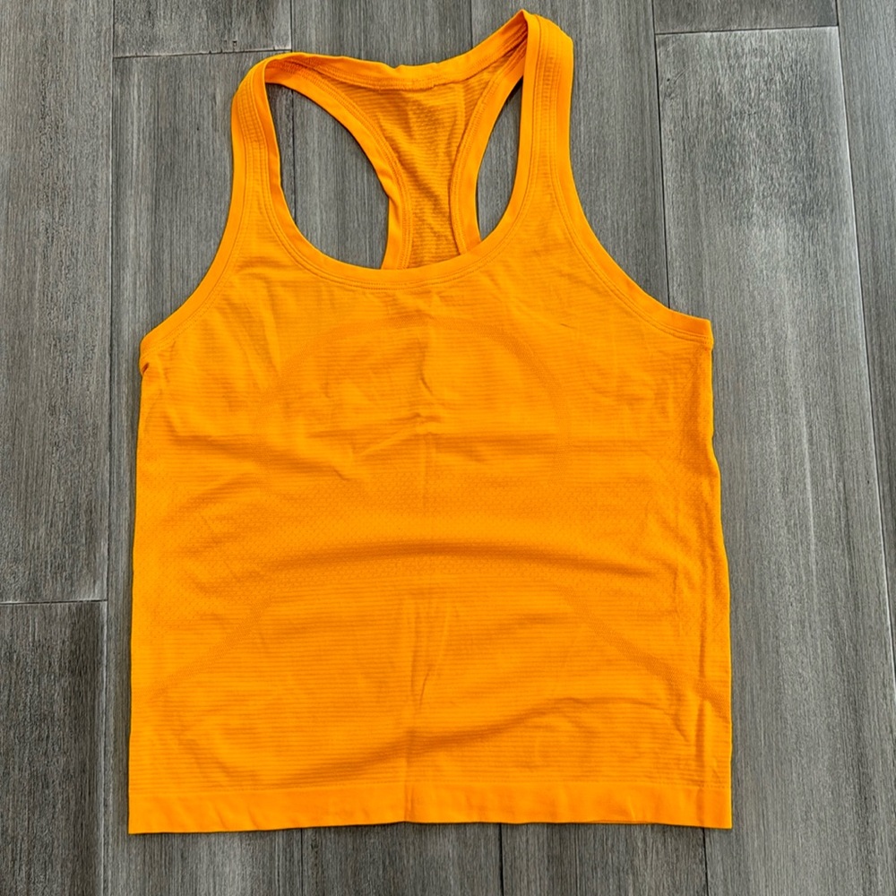 Lululemon tank top